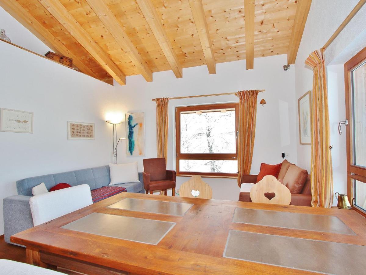 Flat Directly On The Ski Slope With Valley View サンクト・ジョアン・イン・チロル エクステリア 写真
